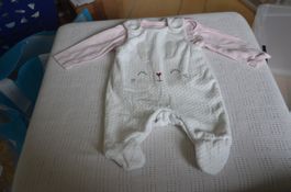 TAILLE 50-56 - PIJAMA SUPER JOLIS