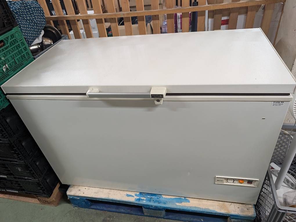 Congélateurs: Rotel Gefriertruhe 276l – D'occasion à Zürich par IT_CAT 1