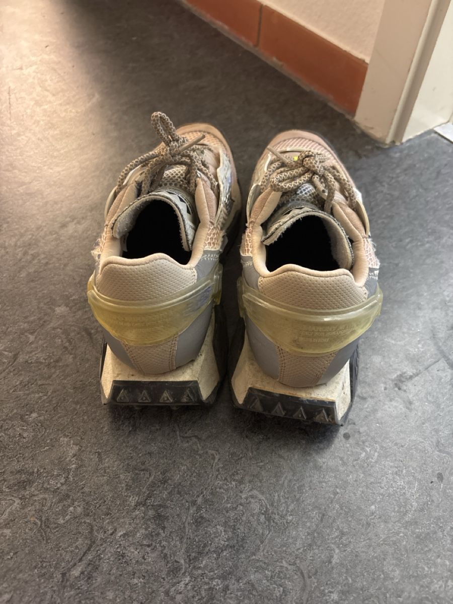 Scarpe da donna: Chunky sneaker gr 39 – Usato da Zürich venduto da Glitterfee 3