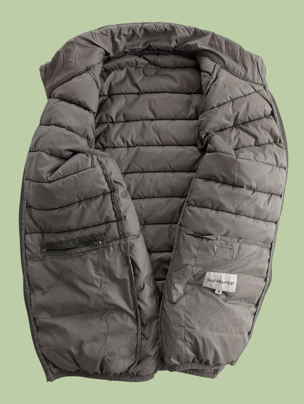 Gilet & Giacche: Fast neue Steppweste in grau/oliv – Nuovo (secondo la descrizione) da St. Gallen venduto da nadinewho 1
