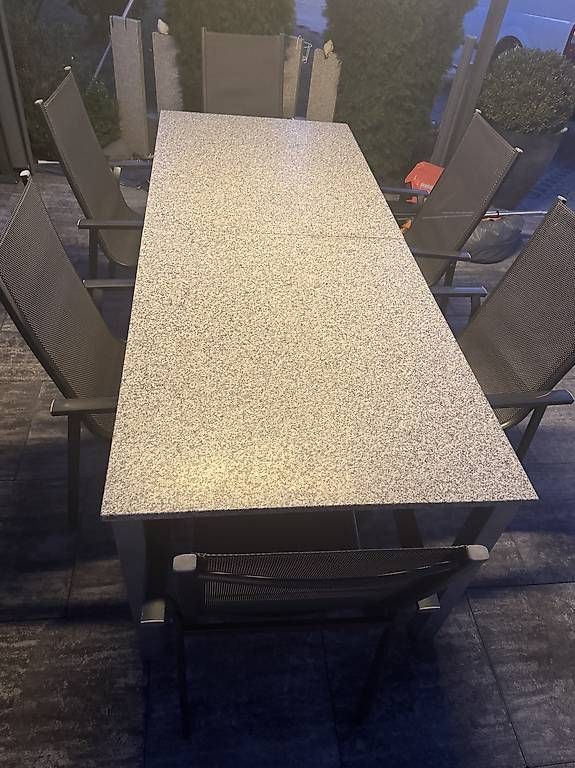 Set de table et chaises: Gartentisch Granit mit 6 Stühlen – Neuf (Voir description) à Killwangen par dij_n8lv