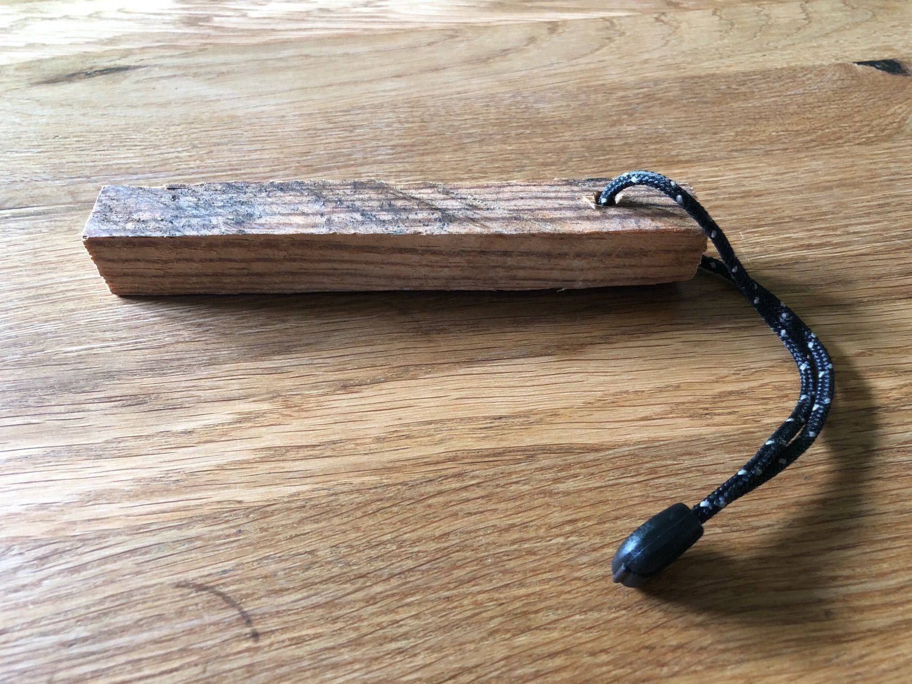 Articoli in legno: Zunder Holz – Usato da Goldingen venduto da Thomas.Perrin