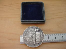 (M)  SG   Tir  1925