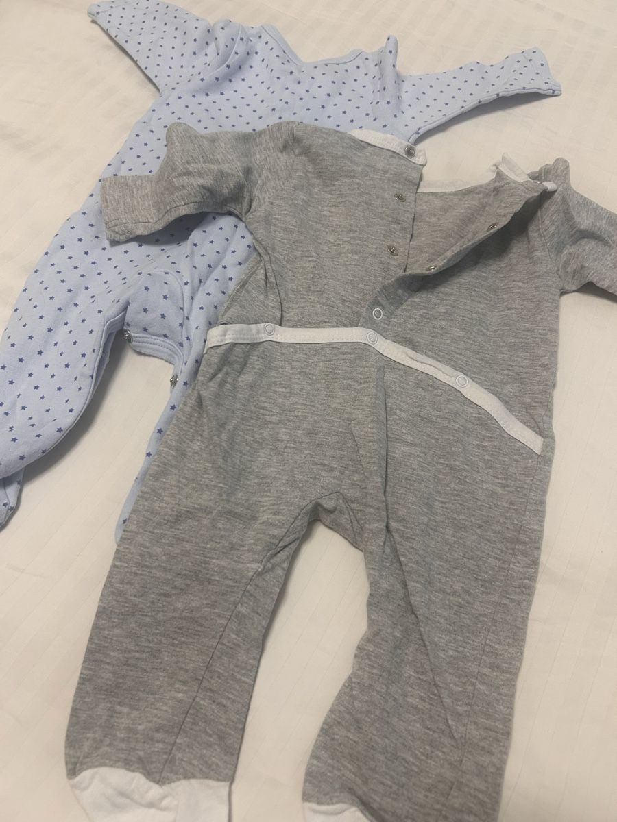 Pyjamas: Lot de 2 pyjamas bébé, taille 3 mois excellent état – Gebraucht aus Carouge GE von Emilynette 3