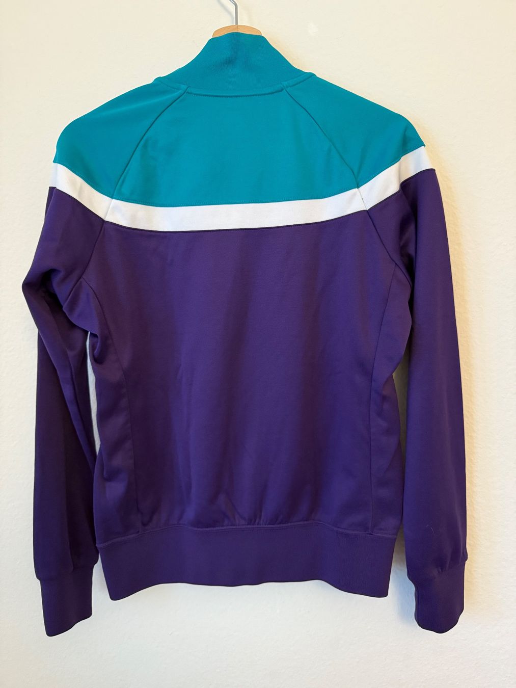 Nike Vestes: Jacke Nike, Gr.M - wie neu – D'occasion à Zürich par bazinga3000 2