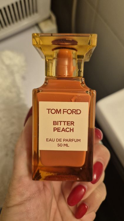 Tom Ford Bitter Peach offre de Noël  Edp 50 ml presque plein 1