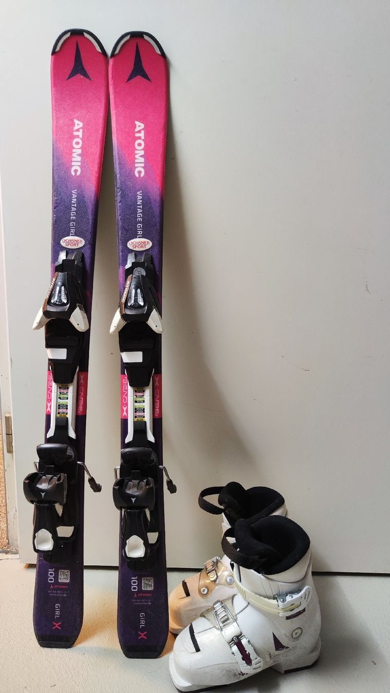 Skis: Kinder Ski ATOMIC 100 – Gebraucht aus Winterthur von Csmith