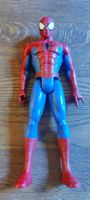 Hasbro Spider-Man Titan Hero Figur