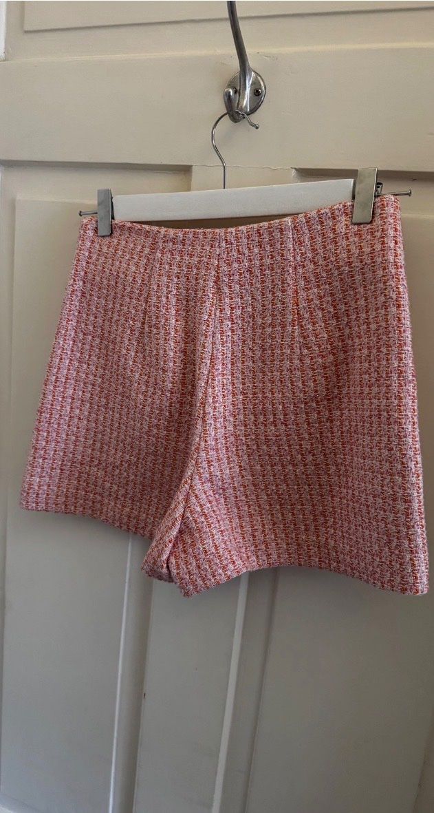 Maje Pantalons: Maje Tweed Shorts – D'occasion à Zürich par pre_vy7t 3