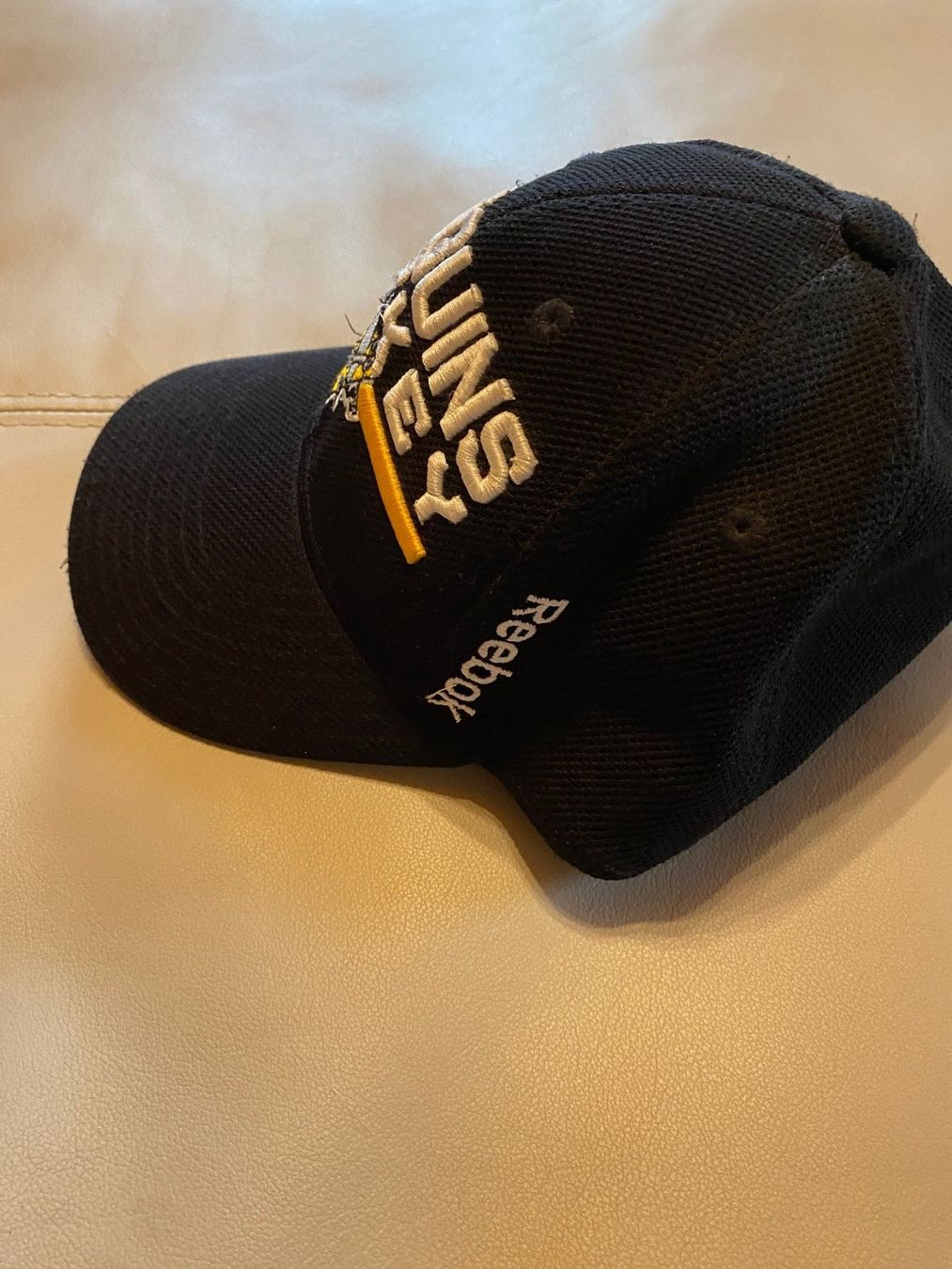 Copricapi, berretti & cappellini: NHL Cap Penguins – Usato da Jona venduto da Kigwuahon 1