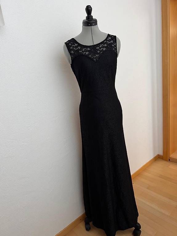 Vestiti: Abendkleid schwarz - Grösse 34/36 – Usato da Biel-Benken BL venduto da AngiSchaefer
