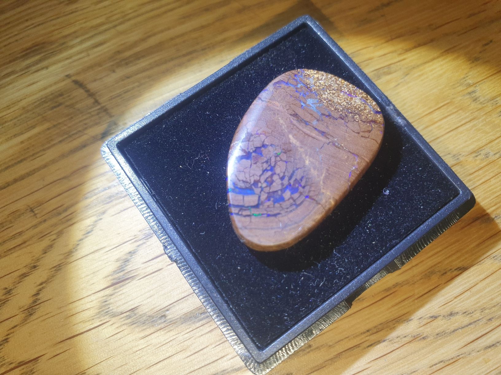 Pierres précieuses: Opal – D'occasion à Flawil par Pinkmalibu