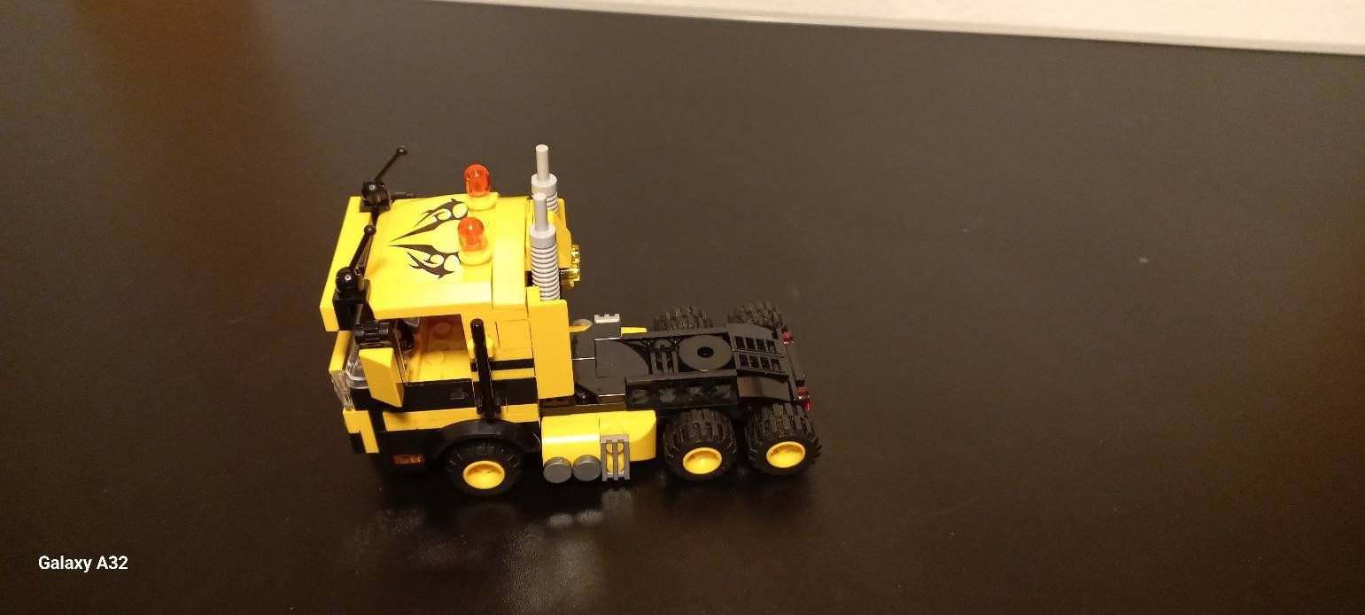 Lego Giocattoli: Le camion de transport Lego – Usato da La tour de treme venduto da Legocreation82 8