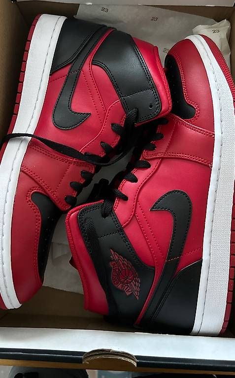 Scarpe da uomo: Air Jordan 1 MID, Grösse 44.5, NEU – Usato da Rorschacherberg venduto da JBF17