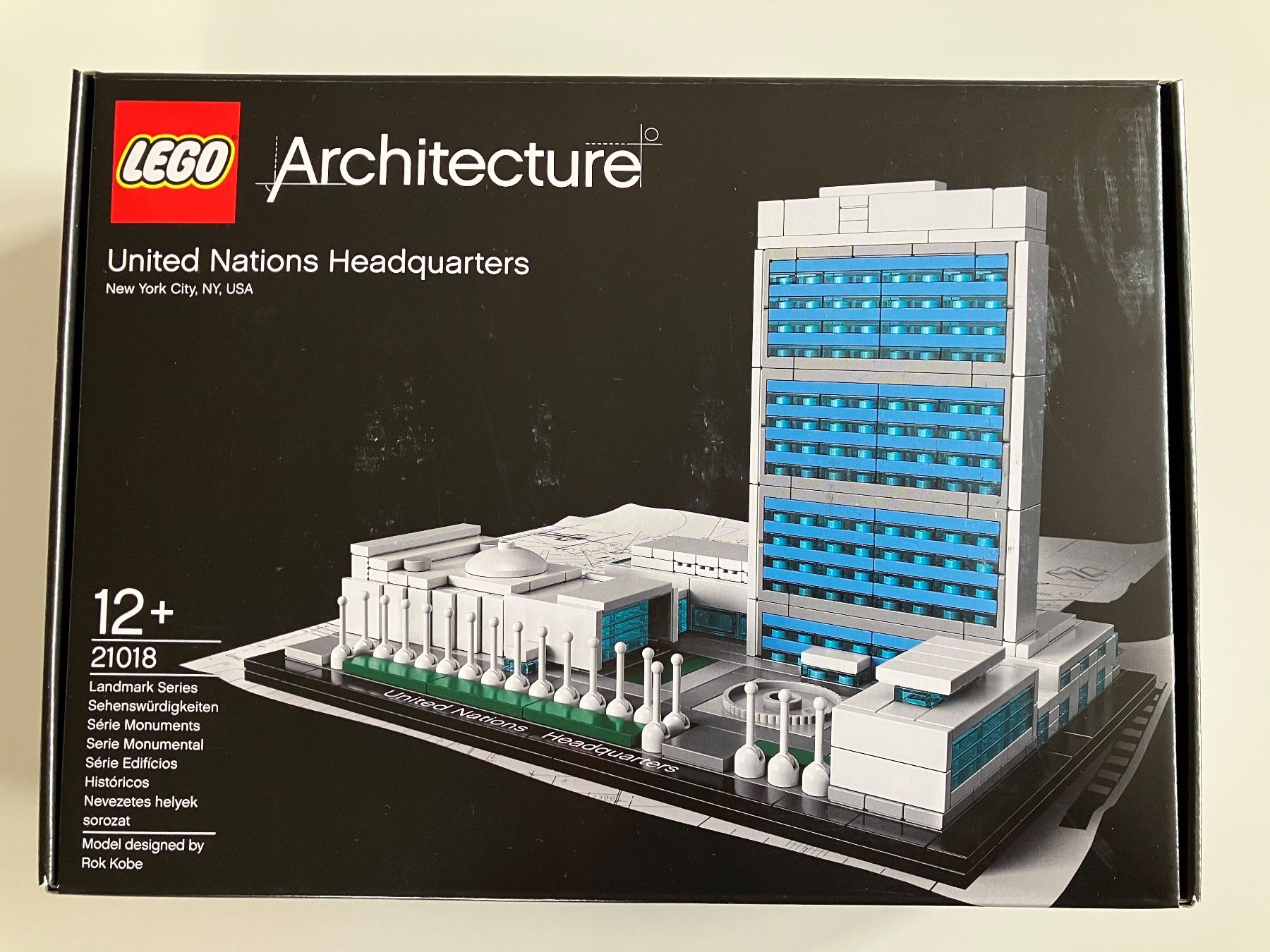 Lego Giocattoli: LEGO Architecture 21018 United Nations Hauptquartier – Nuovo (secondo la descrizione) da Rüti ZH venduto da captnjohnny