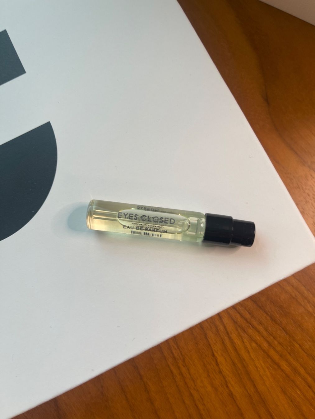 Byredo Profumi & Eau de Toilette: Byredo Eyes Closed Probe 2ml NEU – Nuovo e nell'imballaggio originale da Rüschlikon venduto da bur_7r8m 1