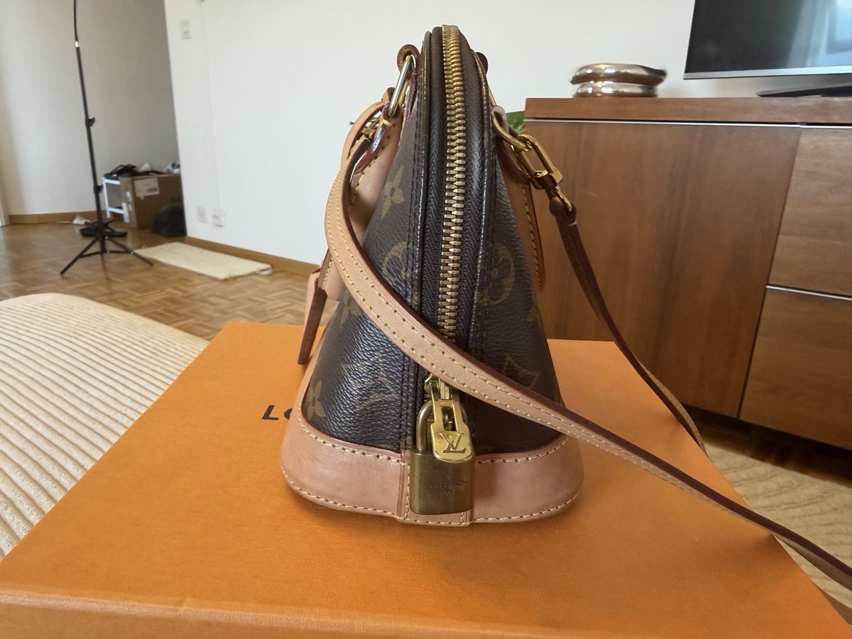 Louis Vuitton Sacs femmes: Louis Vuitton BB Alma Monogram – Neuf (Voir description) à Lausanne par yan_6bmg 3