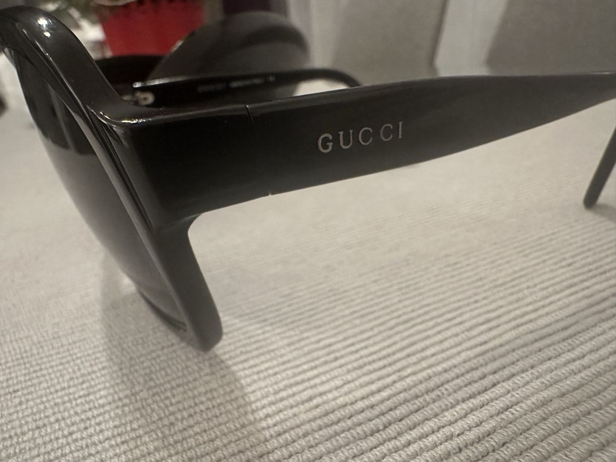 Gucci Occhiali & Lenti: Gucci Sonnenbrille – Usato da Sierre venduto da Tracy83 1