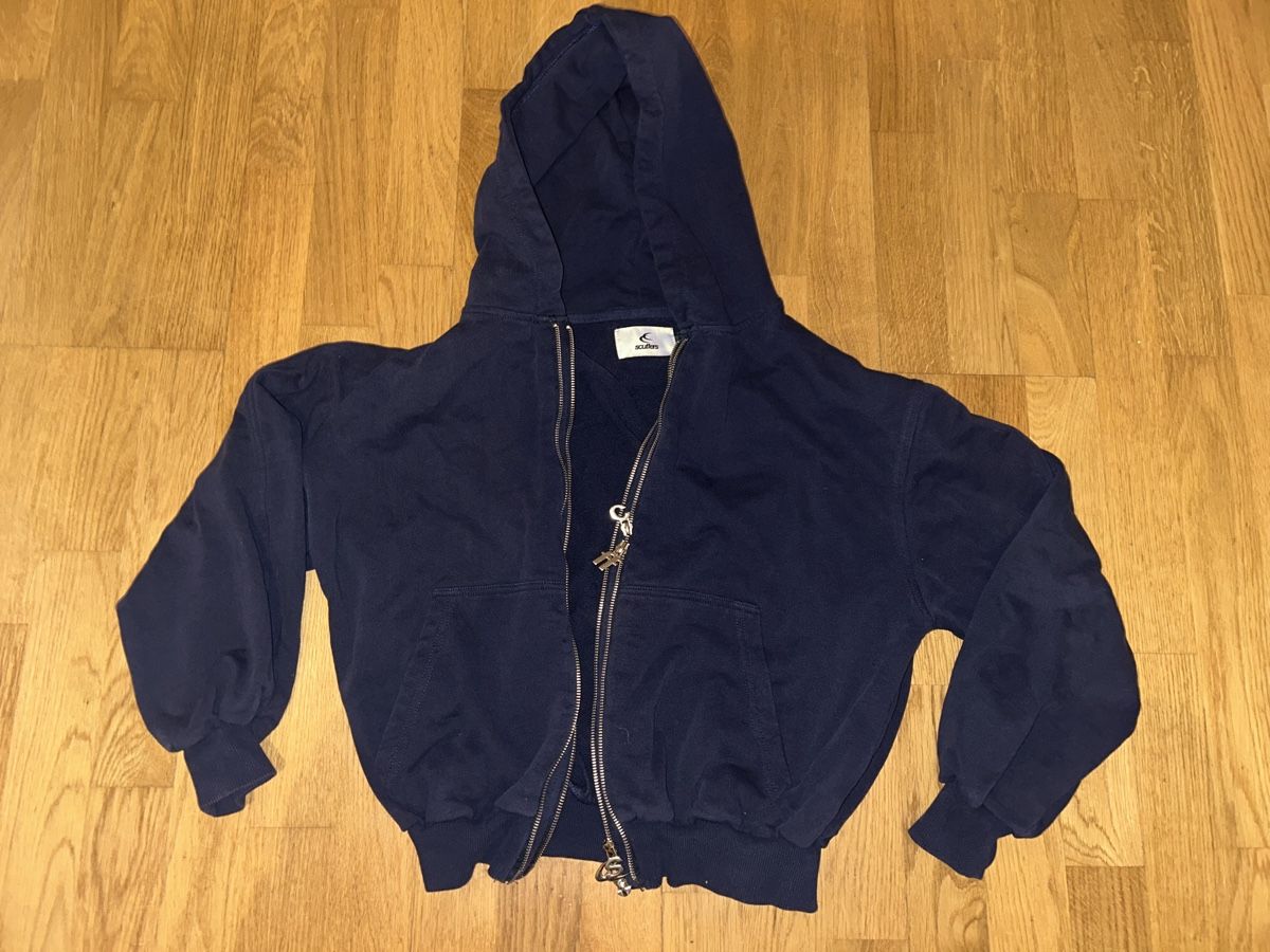 Scuffers Pullover & Sweatshirts: Scuffers zip hoodie – Gebraucht aus Liestal von ana_h7kl