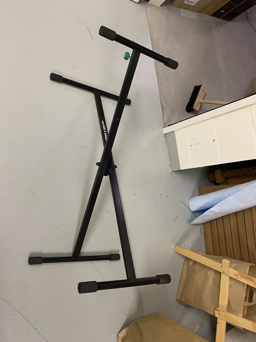 König & Meyer Supports pour instruments & partitions: Keyboard Ständer König & Meyer – D'occasion à Rupperswil par Ssvdbasket 3