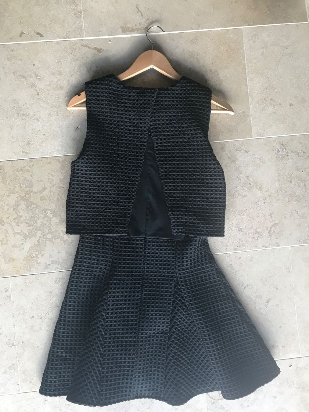Maje Kleider: Robe Maje T. 2 noir – Gebraucht aus Zürich von ikaufmann 1