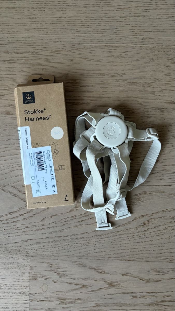 Stokke Seggioloni: Stokke Harness 2 Beige in Originalverpackung – Usato da Bern venduto da nilyma