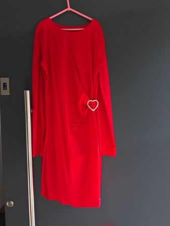 Love Moschino Kleid rot mit Herz-Schnalle Gr 38