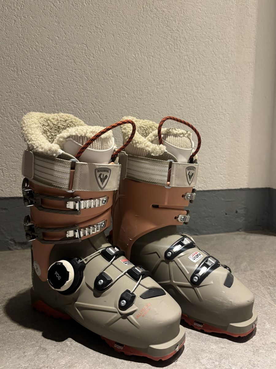 Rossignol Damenschuhe: Chaussures de ski  – Neu (gemäss Beschreibung) aus Fribourg von kru_gyn7 1