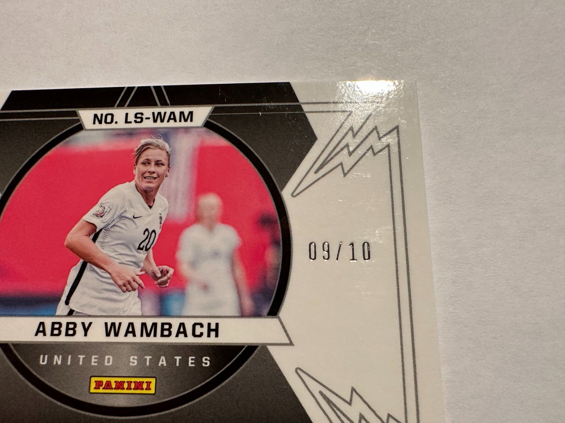 Panini Carte collezionabili: 2021 Panini Obsidian Abby Wambach Auto /10 – Usato da Hagendorn venduto da Pokecollectorch 7