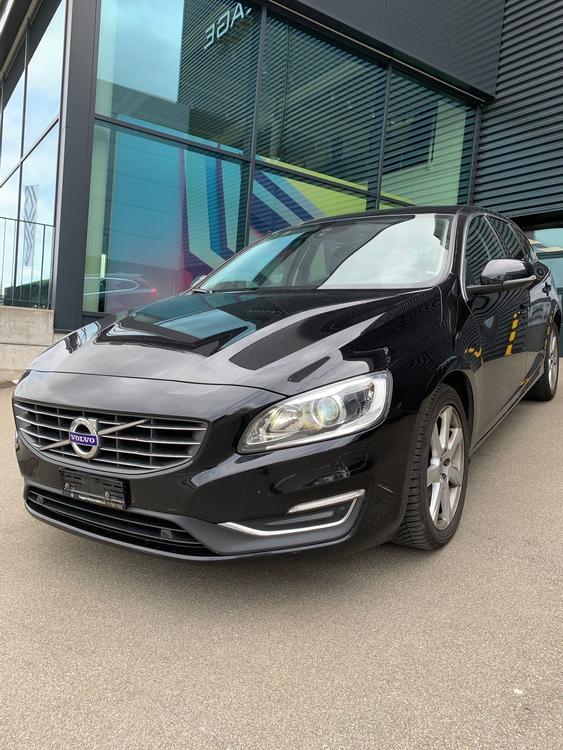 Volvo V60 Kombi D4 AWD 190 PS (MO)