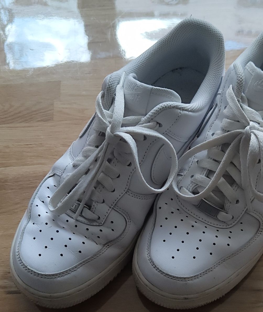 Nike Scarpe da uomo: Nike Air Force 1 Grösse 43.5 – Usato da Zürich venduto da RETRO_FEARLESS 1