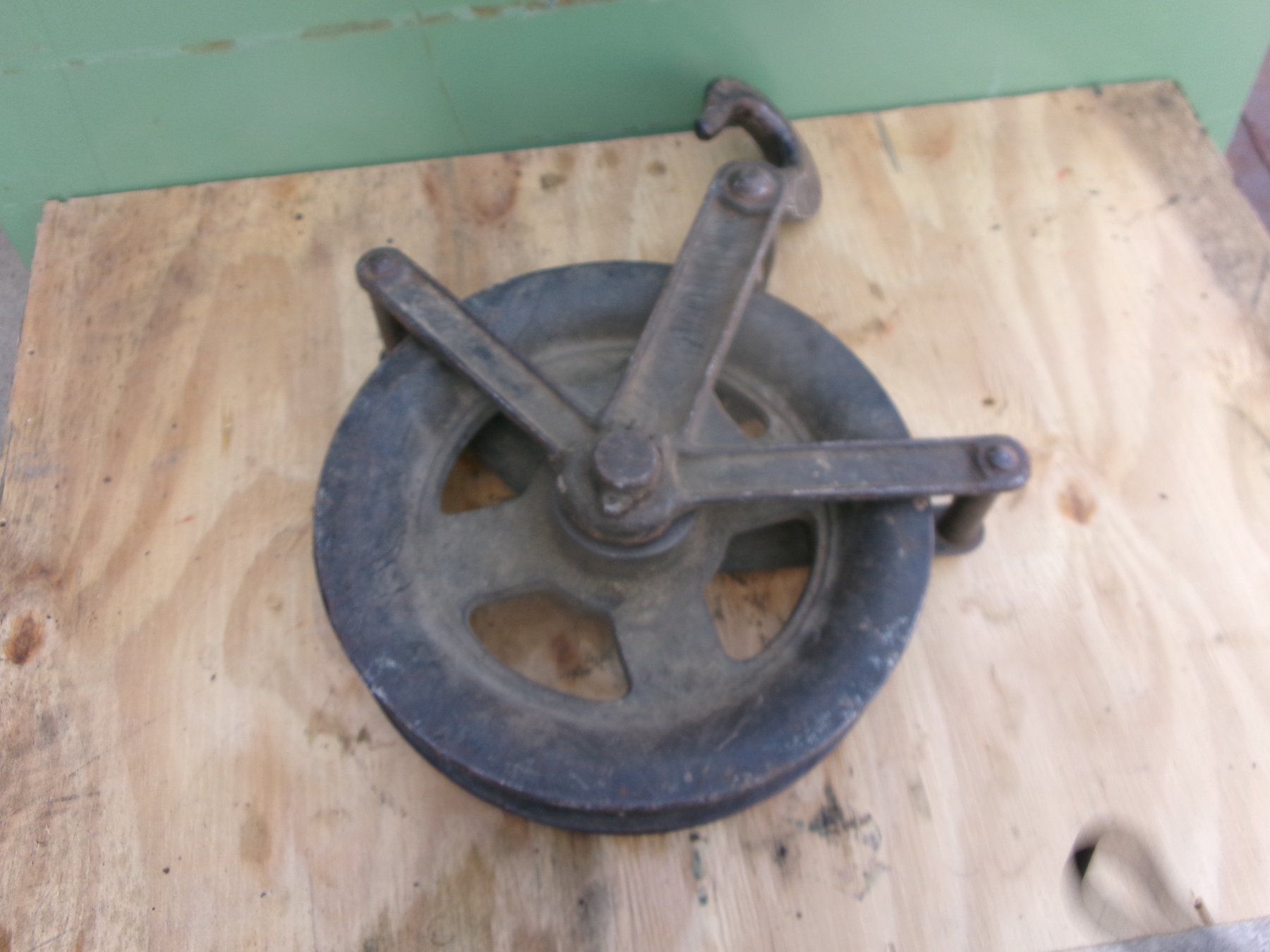 Altro per stoccaggio & trasporto: Antike -Hanfseilrolle  - Umlenkrolle - – Usato da Eschenbach SG venduto da GM-29