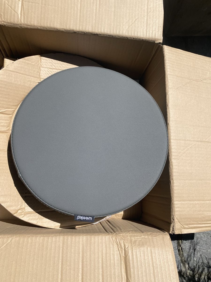 Sedie: Rollhocker  NEU grau – Nuovo e nell'imballaggio originale da Gundetswil venduto da Dsschaer