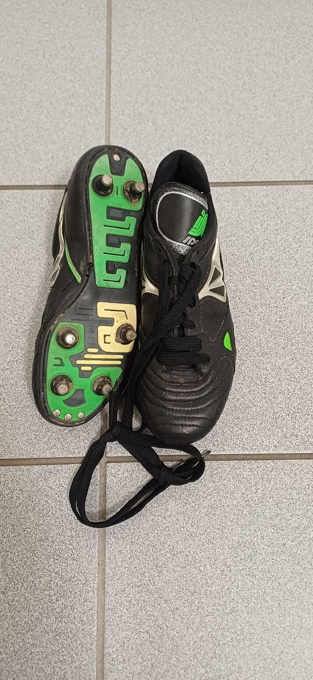 Scarpe da uomo: Fussballschuhe – Usato da Wittenbach venduto da nic_gvc6