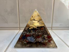 Sananda_Limitierte Heil- u. Strahlenschutzpyramide