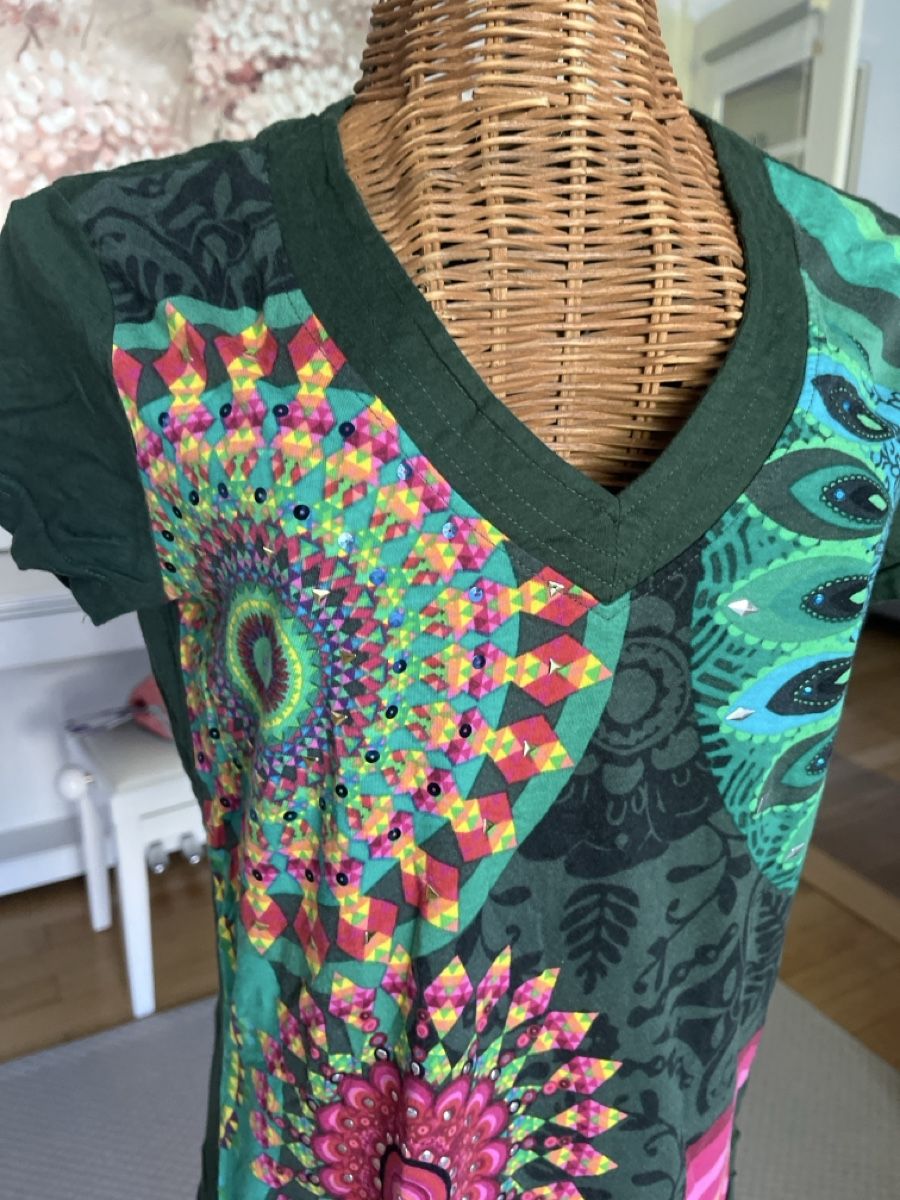 Desigual T-shirt: Desigual Shirt, grün, S – Usato da Solothurn venduto da Bobesch08 1