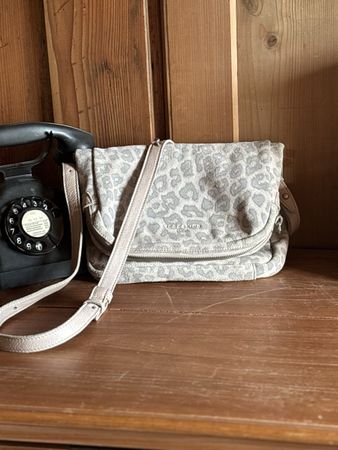 Tasche mit Leo-Muster Liebeskind