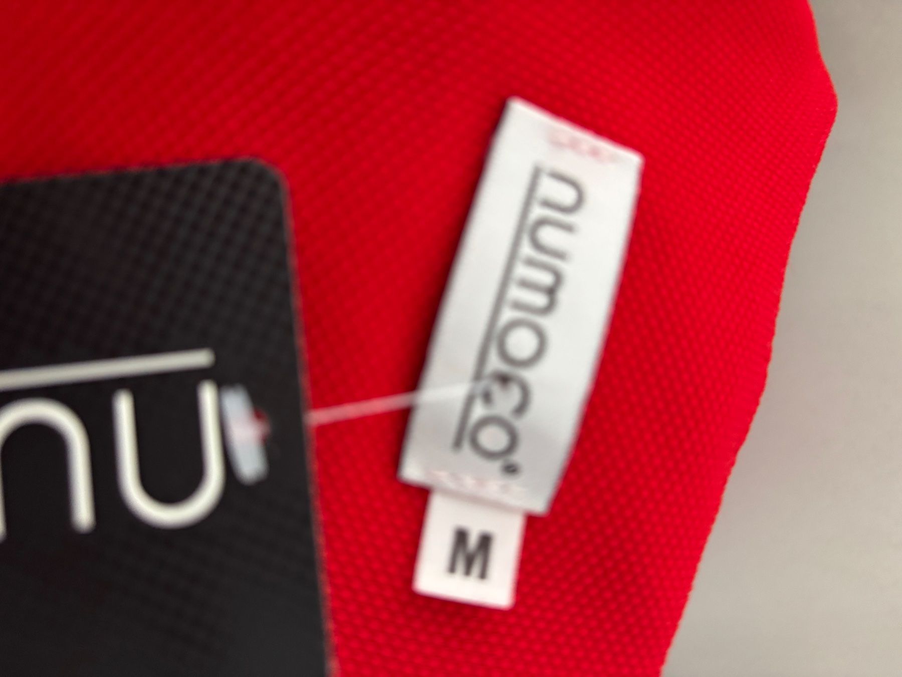 Kleider: Robe rouge de la marque Numoco  Neuve avec étiquette T.M – Gebraucht aus Peseux von Cresus27 3