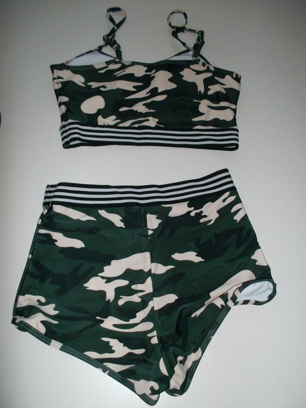 Maillots de bain & Bikinis: BIKINI GR. S/36 CAMUFLAGE – Neuf avec emballage d'origine à Zofingen par Felpa 3