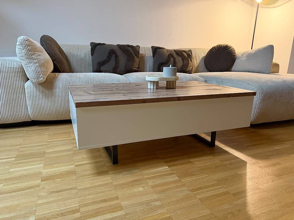 Tavoli: Couchtisch – Usato da Hölstein venduto da Besi046