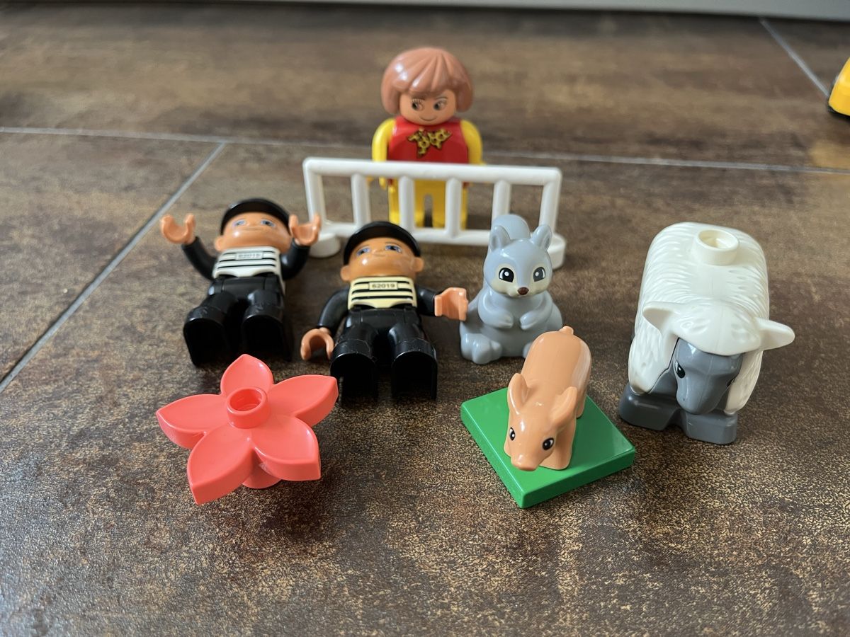 Lego Kit di costruzioni: Lego duplo véhicules  – Nuovo (secondo la descrizione) da St. Prex venduto da Nikolletta 4