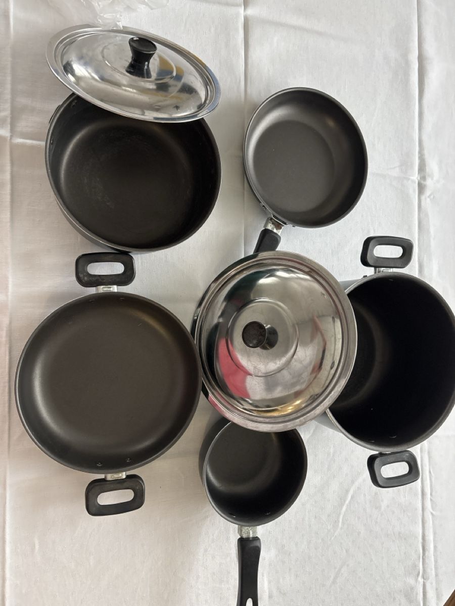 Padelle: Enders Aluminium-Kochset 10-teilig – Usato da Unterengstringen venduto da hab_dyp5 3