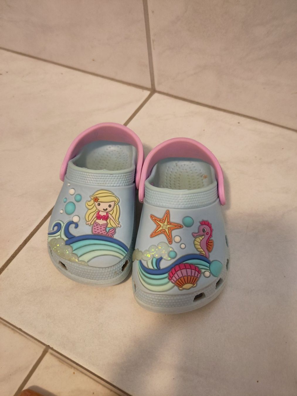 Scarpe per ragazzi: Badeschuhe, Grösse 21 – Usato da Dettighofen Lengw. venduto da mai_75wt