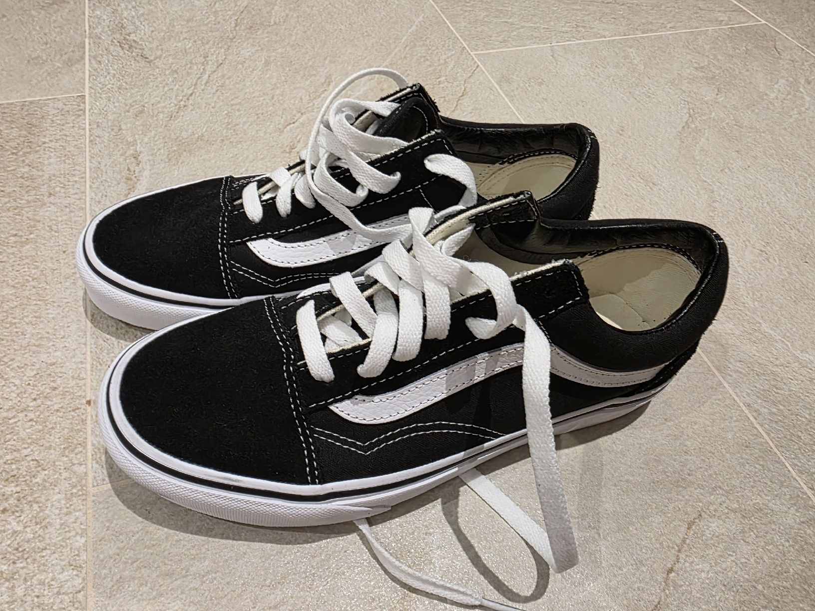 Vans Scarpe da uomo: Vans Old Skool Schuhe schwarz Grösse 38 Neu – Nuovo e nell'imballaggio originale da Toffen venduto da ver_x68f 4