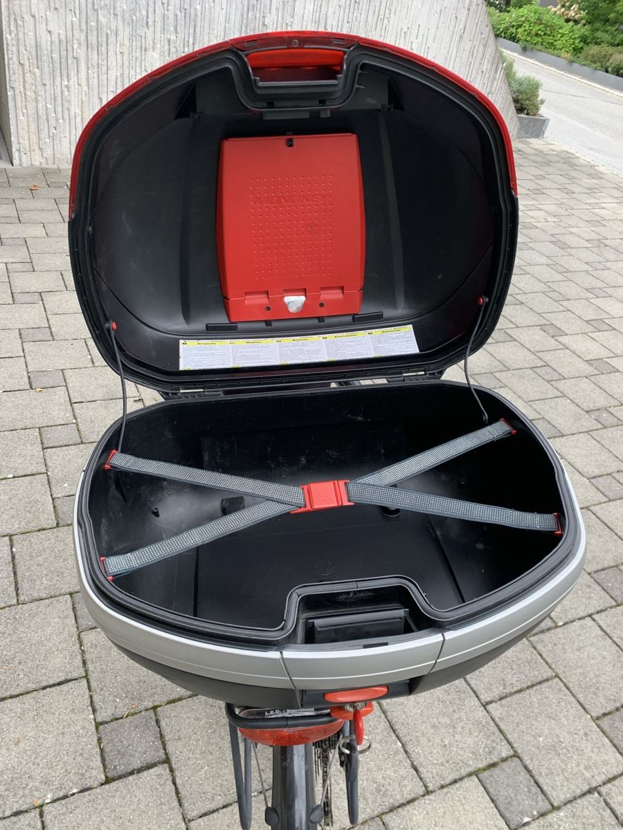 Givi Topcase: TopCase GIVI – Usato da Herisau venduto da Grandus 1