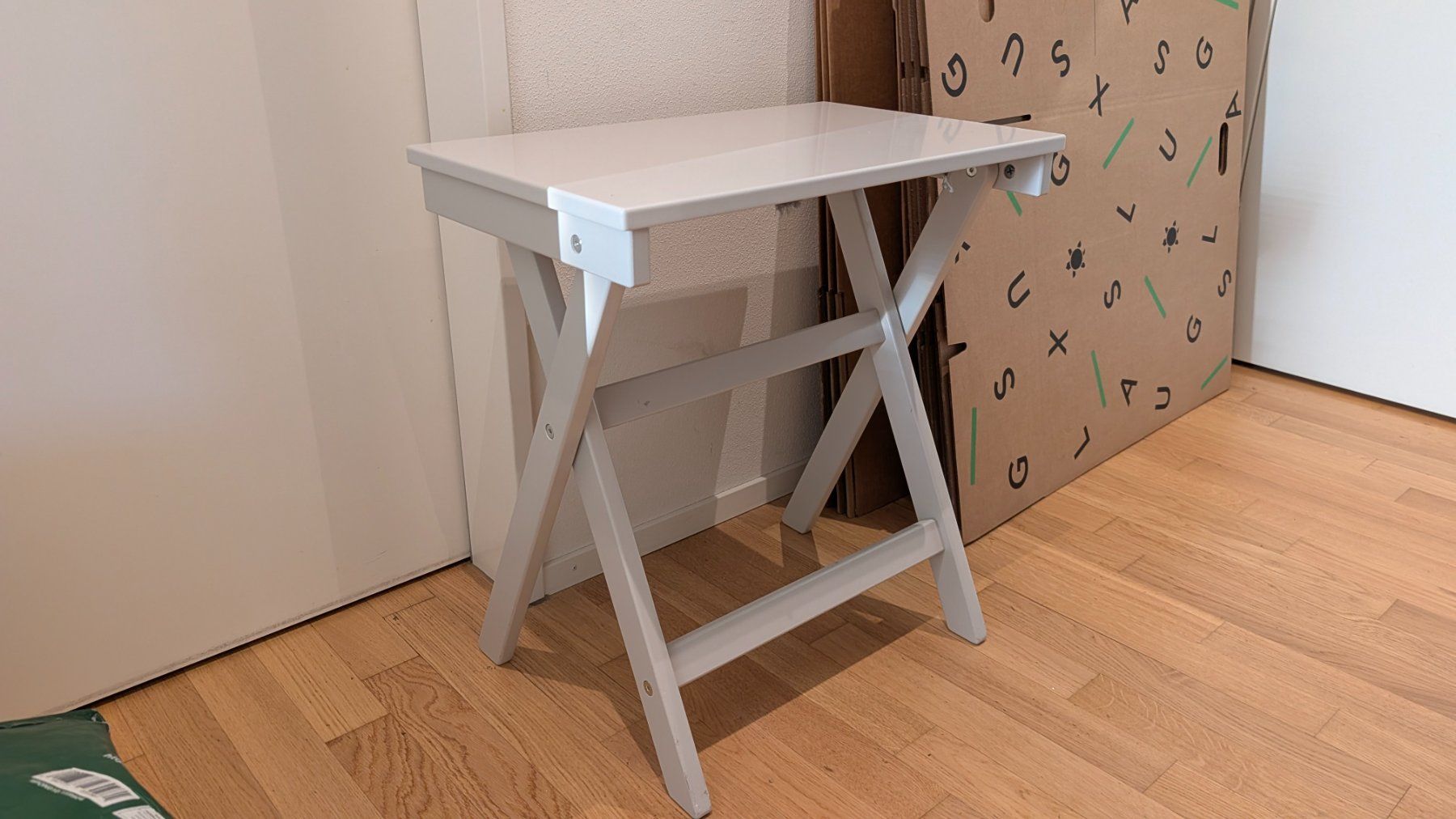 Ikea Tavoli: IKEA MARYD Beistelltisch / Tabletttisch – Usato da Spreitenbach venduto da alodon 1