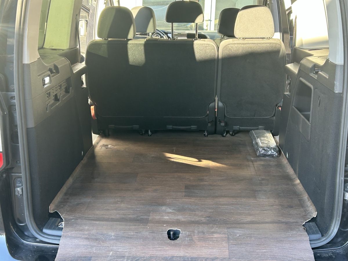 Ford Automobili: Ford Tourneo Connect – Usato da Arnex-sur-Orbe venduto da mik_5d5x 1
