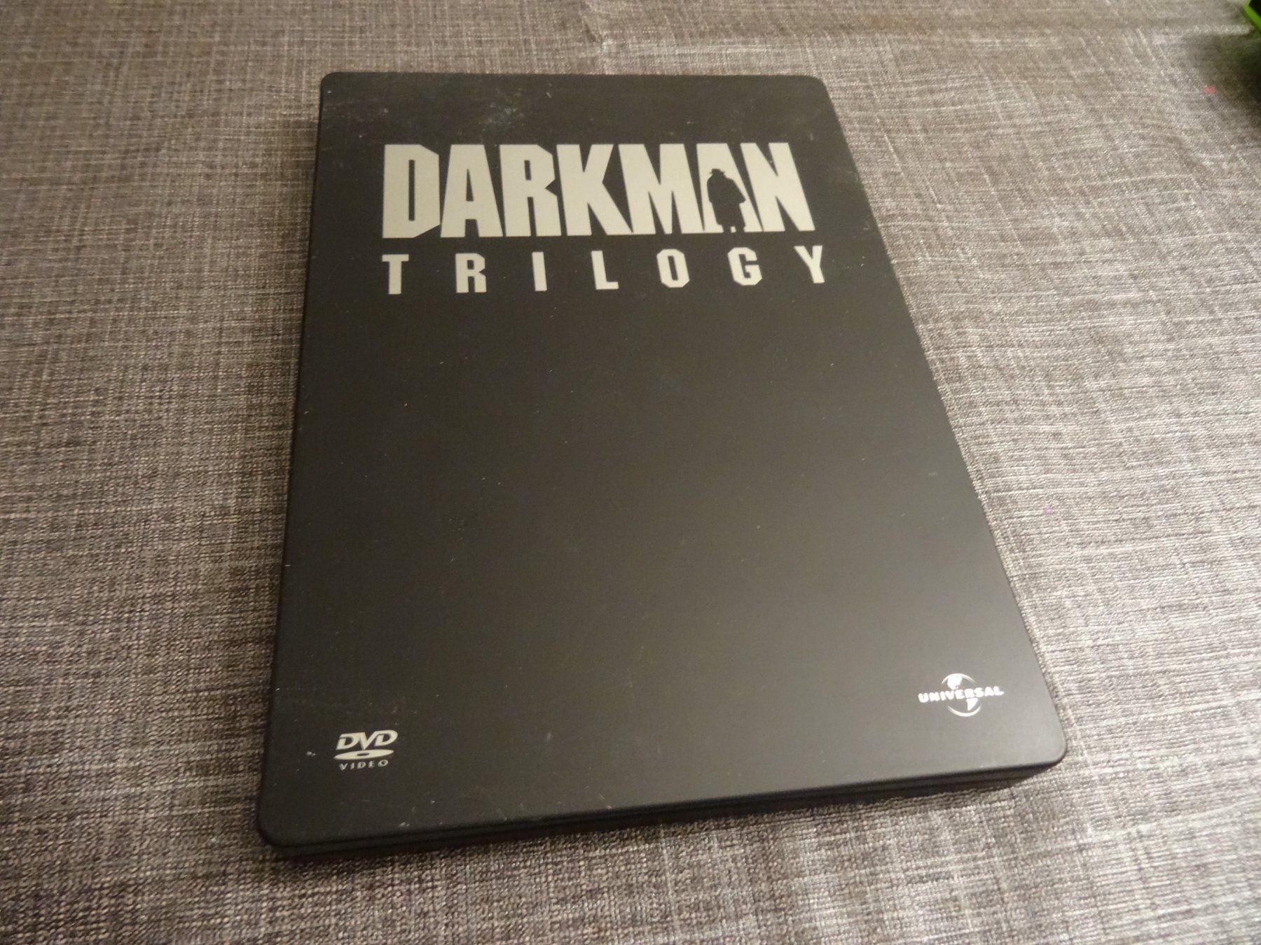Tutti i DVDs: Darkman Trilogie DVD Box Set STEELBOOK – Usato da Olten venduto da Disc-Verkauf