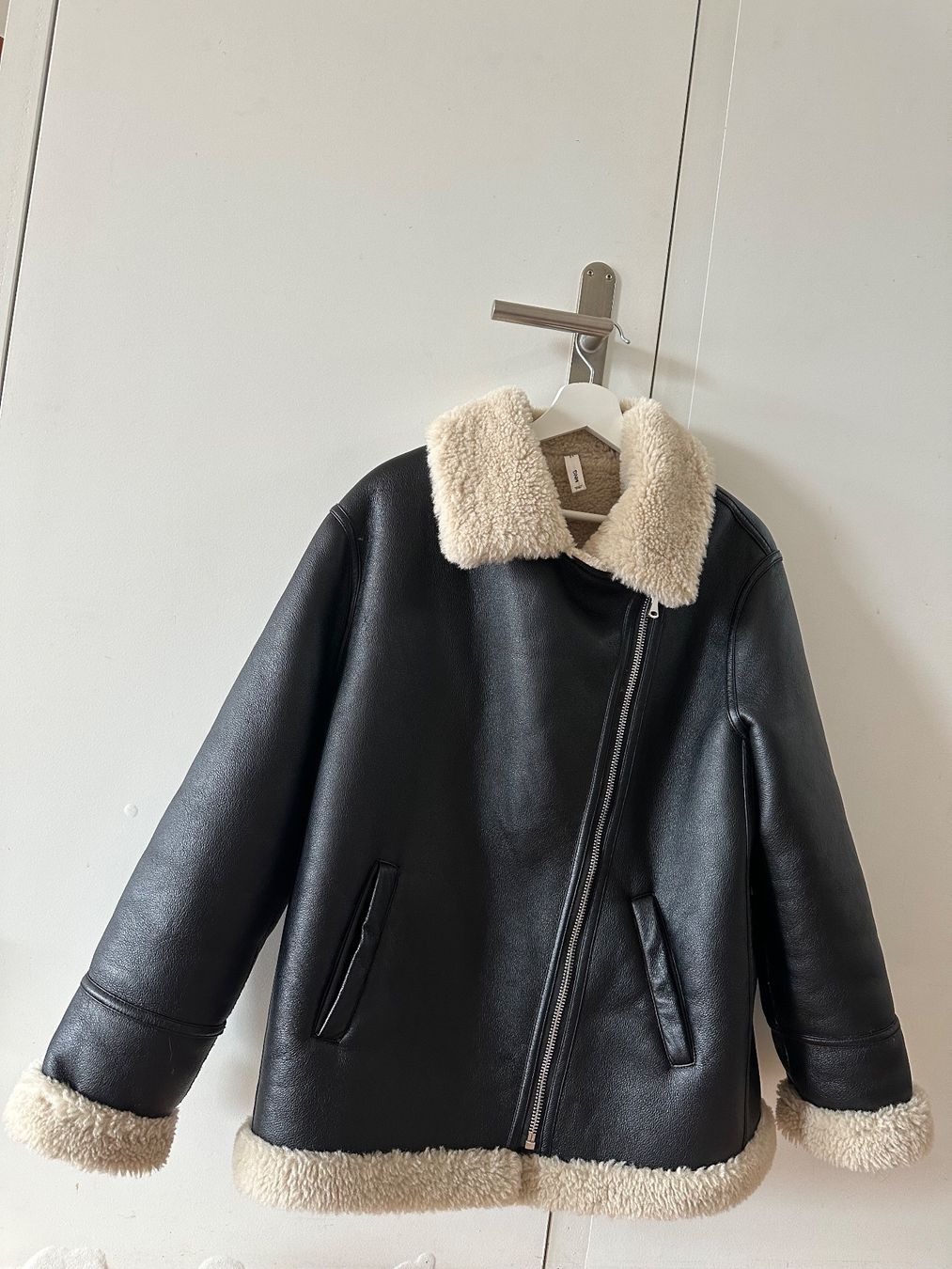 Mango Giacche: Mango Winterjacke Grösse S – Usato da Hombrechtikon venduto da leo_vb9d 1