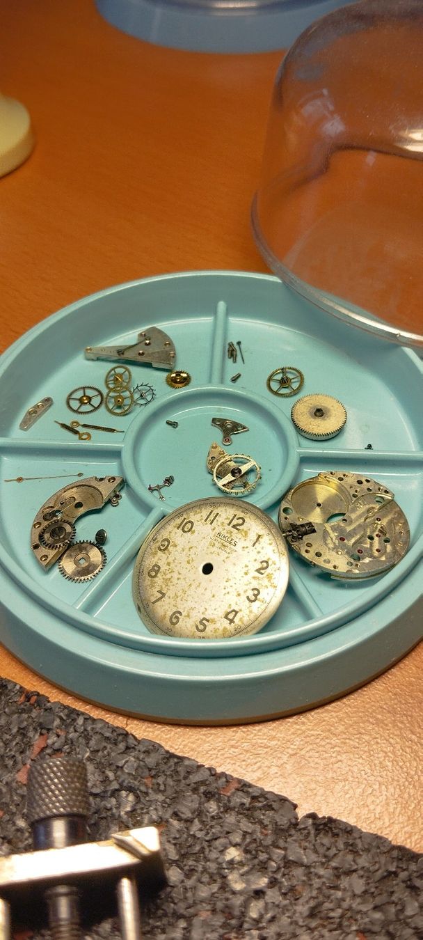 Uhren: montre nikle mécanique – Gebraucht aus La Chaux-de-Fonds von jac_9llg 7
